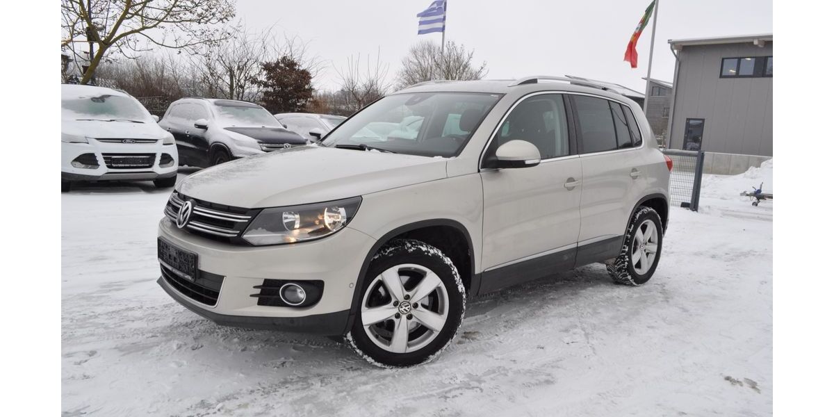 VW Tiguan 108.000 km 9.980 &euro; Ahrensbök 23623