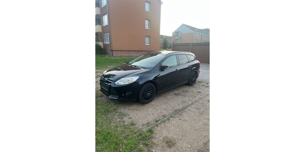 Ford Focus 127.000 km 4.999 &euro; Lübeck 23558