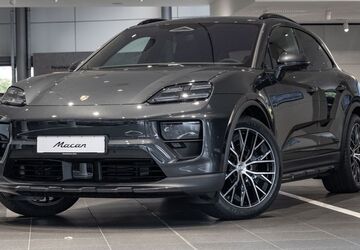 Porsche Macan 5.900 km 92.890 &euro; Lübeck 23560