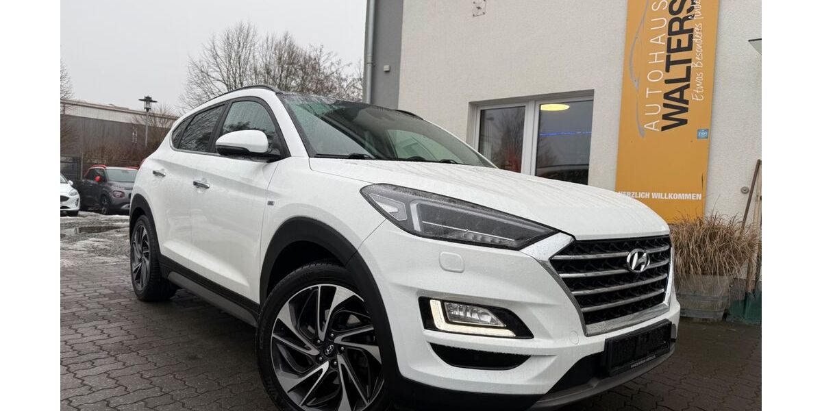 Hyundai TUCSON 84.000 km 23.985 &euro; Stockelsdorf bei Lübeck 23617