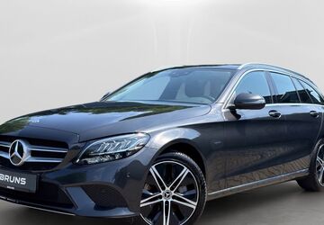 Mercedes-Benz C 300 41.826 km 27.990 &euro; Lübeck 23560