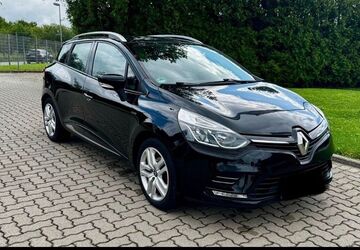 Renault Clio 125.000 km 6.390 &euro; Bad Segeberg 23795