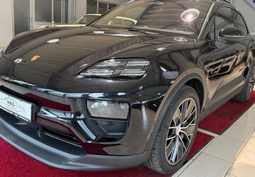 Porsche Macan 7.822 km 77.800 &euro; Bad Segeberg 23795