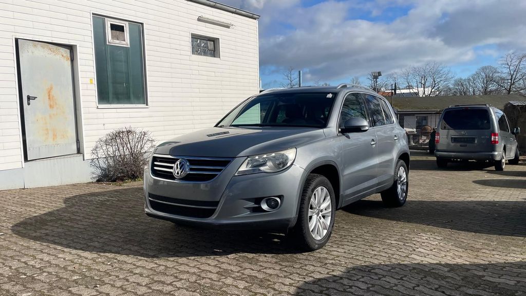 VW Tiguan 185.000 km 6.990 &euro; Neustadt in Holstein 23730
