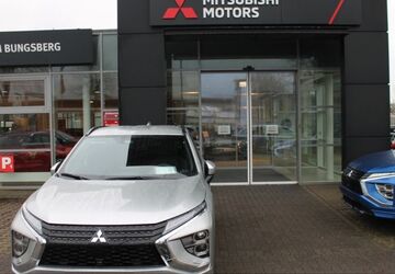 Mitsubishi Eclipse Cross 1.500 km 31.990 &euro; Lübeck 23554