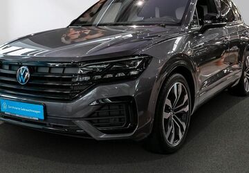 VW Touareg 71.850 km 58.380 &euro; Lübeck 23560