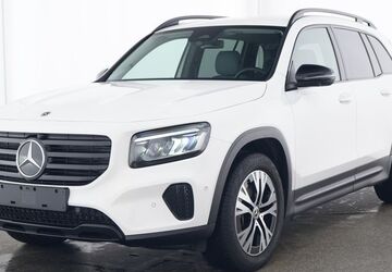 Mercedes-Benz GLB 200 11.668 km 40.590 &euro; Lübeck 23556