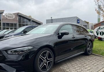 Mercedes-Benz CLA 200 Shooting Brake 40.009 km 31.490 &euro; Bad Segeberg 23795