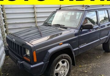 Jeep Cherokee 246.550 km 10.900 &euro; Lübeck 23556