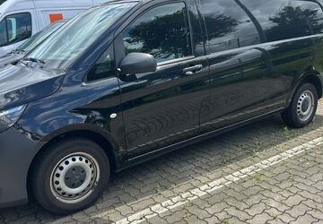 Mercedes-Benz Vito 216.850 km 15.900 &euro; Lübeck 23556
