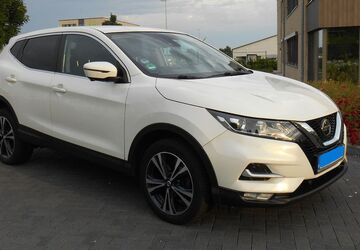 Nissan Qashqai 85.000 km 18.600 &euro; Giesensdorf 23909