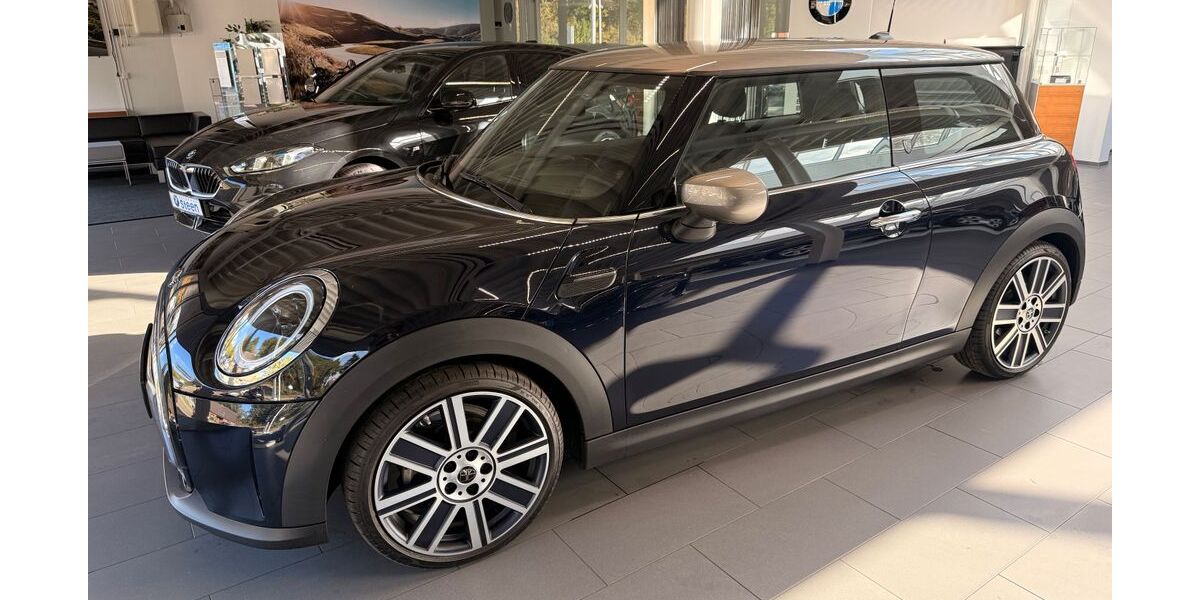 Mini Cooper 30.950 km 24.290 &euro; Alt-Mölln 23881