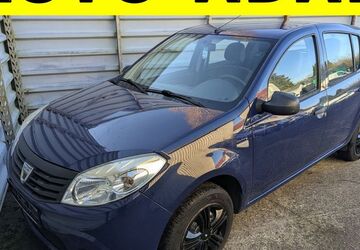 Dacia Sandero 114.844 km 2.200 &euro; Lübeck 23556