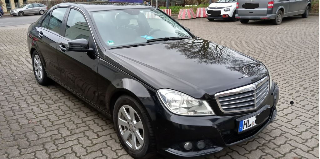Mercedes-Benz C 180 189.322 km 7.900 &euro; Lübeck 23554