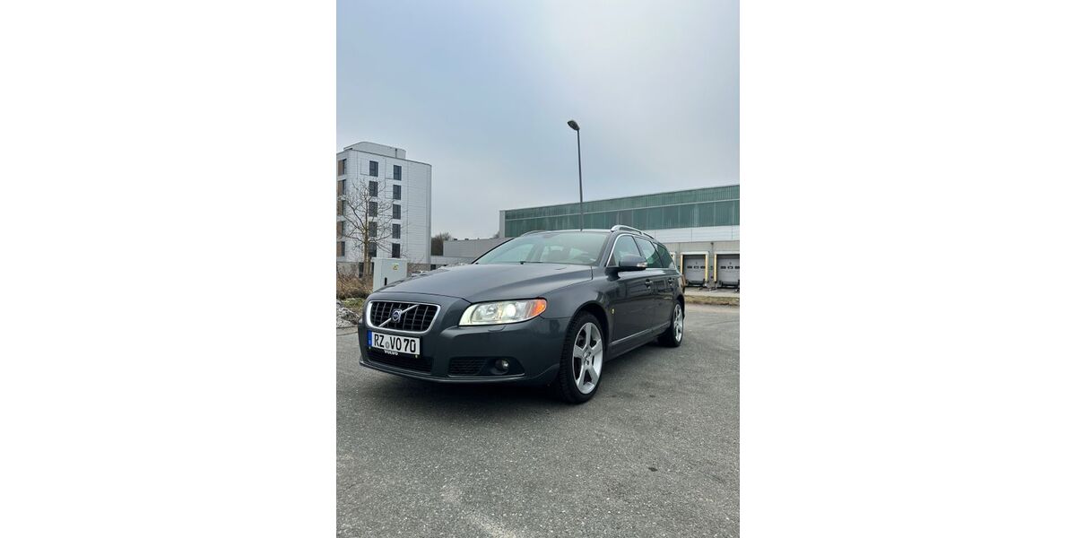 Volvo V70 230.124 km 8.999 &euro; Lüchow 23898