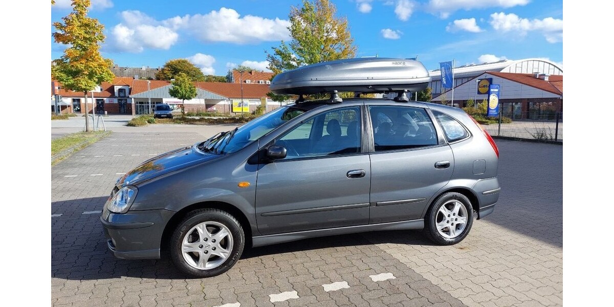 Nissan Almera Tino 220.000 km 2.500 &euro; Lübeck 23539
