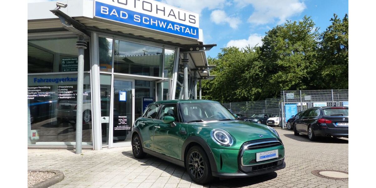 Mini ONE 33.600 km 20.950 &euro; Bad Schwartau 23611