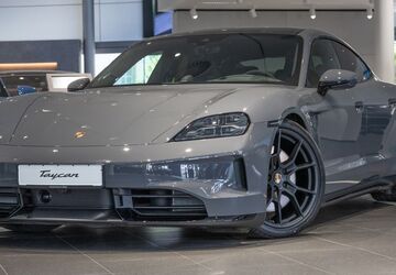 Porsche Taycan 4.900 km 154.890 &euro; Lübeck 23560