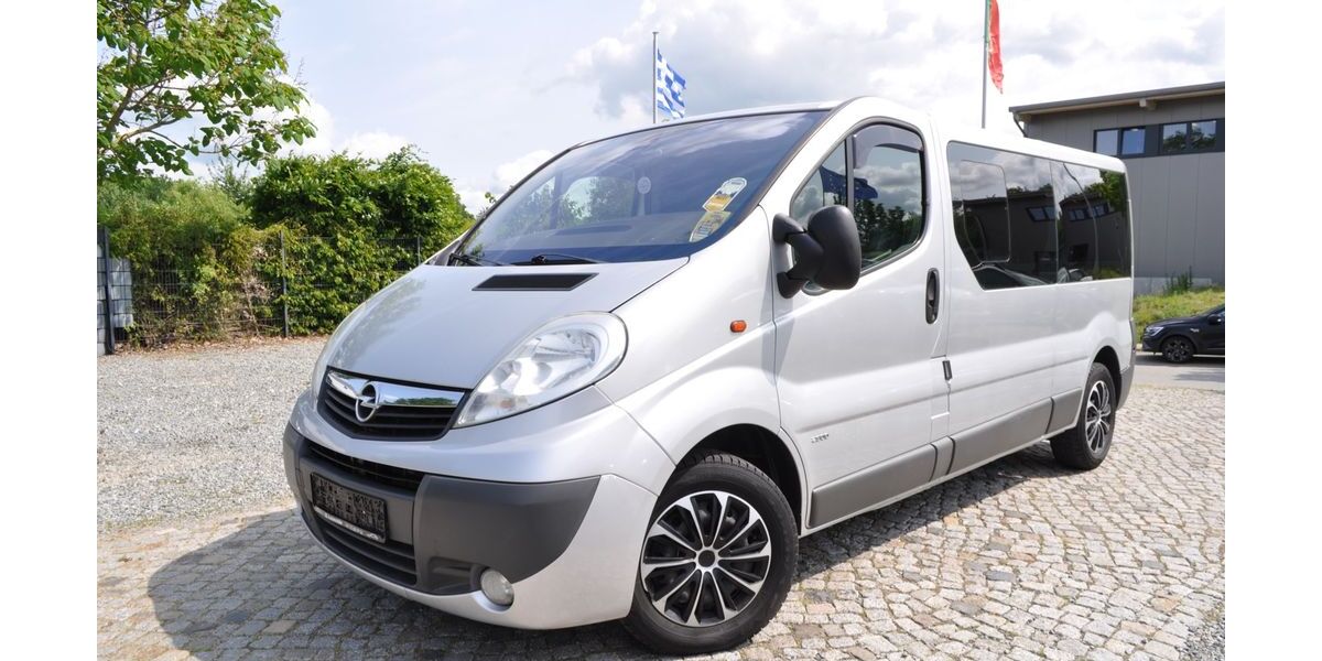Opel Vivaro 277.000 km 5.480 &euro; Ahrensbök 23623