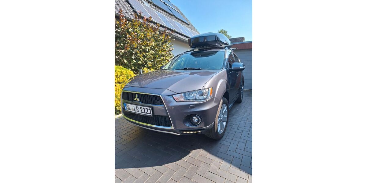 Mitsubishi Outlander 158.125 km 8.900 &euro; LÜBECK 23568