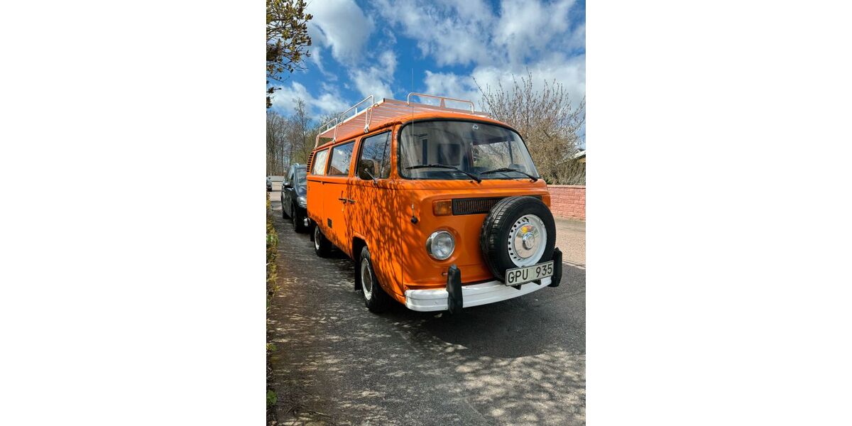 VW T2 92.000 km 9.900 &euro; Lübeck 23562