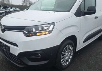 Toyota Proace City 42.100 km 17.950 &euro; Bad Segeberg 23795