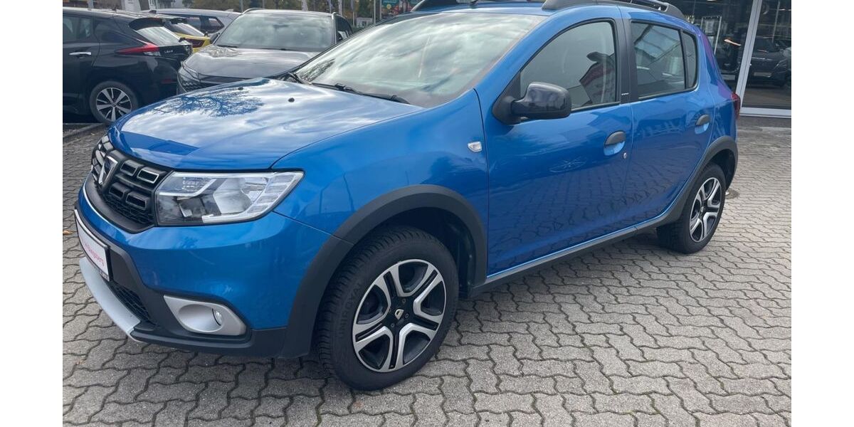 Dacia Sandero 49.989 km 12.990 &euro; Lübeck 23554