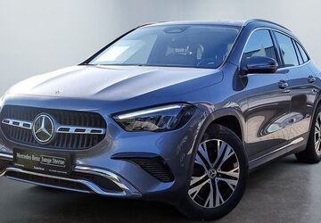 Mercedes-Benz GLA 180 18.344 km 32.618 &euro; Bad Segeberg 23795