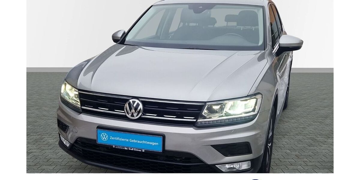VW Tiguan 49.275 km 18.490 &euro; Groß Grönau 23627