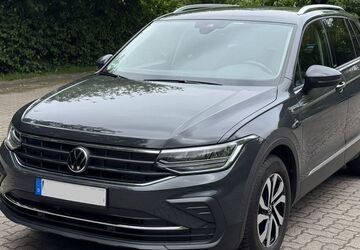 VW Tiguan 25.198 km 25.900 &euro; Lübeck 23568