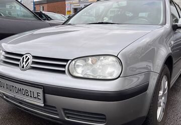 VW Golf 175.000 km 2.750 &euro; Lübeck 23560