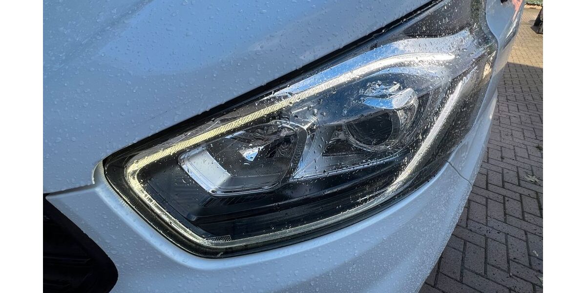 Ford Transit Custom 87.700 km 20.990 &euro; Lübeck 23560