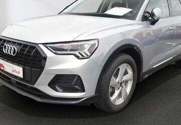 Audi Q3 8.700 km 38.880 &euro; Lübeck 23556