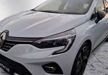 Renault Clio 15.300 km 17.444 &euro; Bad Oldesloe 23843