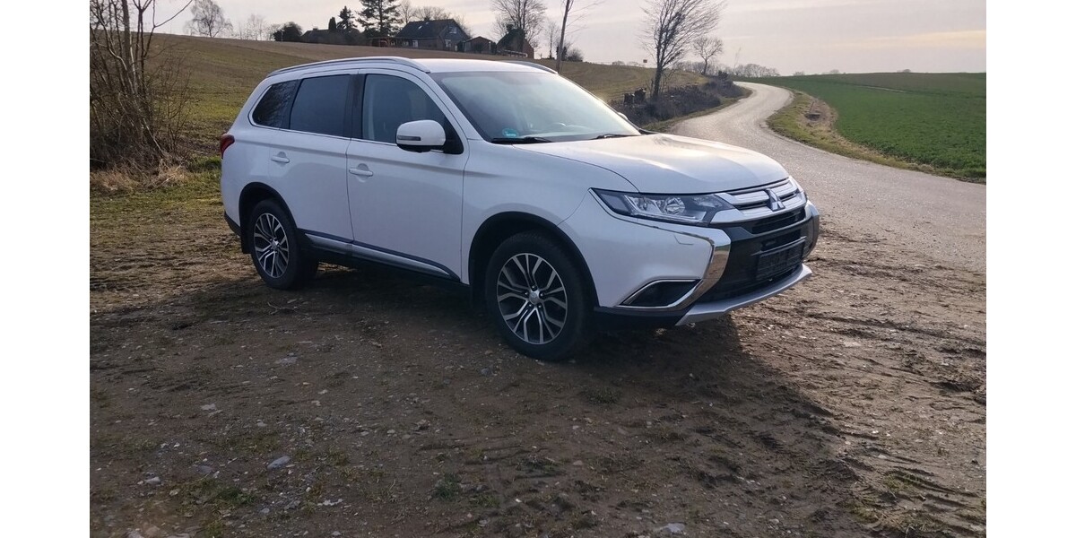 Mitsubishi Outlander III 125.000 km 15.000 &euro; Ahrensbök 23623