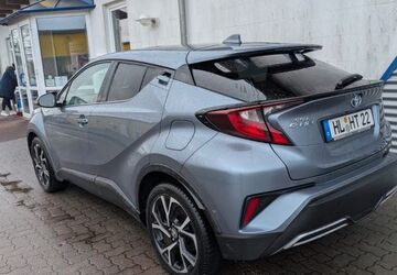 Toyota C-HR 36.000 km 22.900 &euro; Lübeck 23564