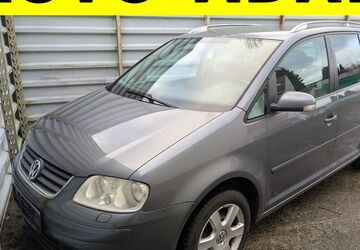 VW Touran 212.196 km 3.950 &euro; Lübeck 23556
