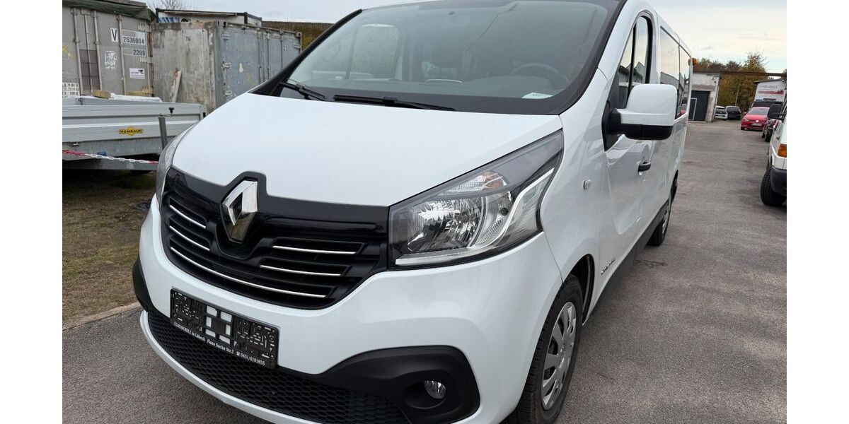 Renault Trafic 208.000 km 12.900 &euro; Lübeck 23566