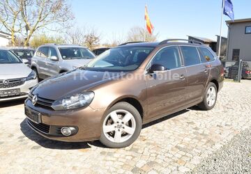 VW Golf 111.000 km 8.290 &euro; Ahrensbök 23623