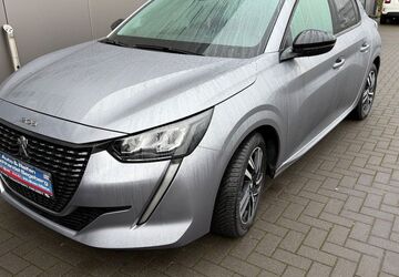 Peugeot 208 24.100 km 15.390 &euro; Bad Segeberg 23795