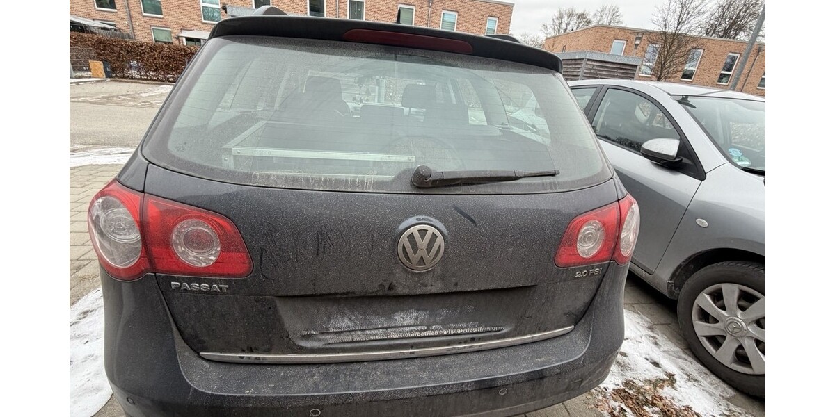 VW Passat 211.085 km 1.300 &euro; Lübeck 23539