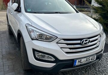 Hyundai SANTA FE 138.000 km 13.890 &euro; Lübeck 23570