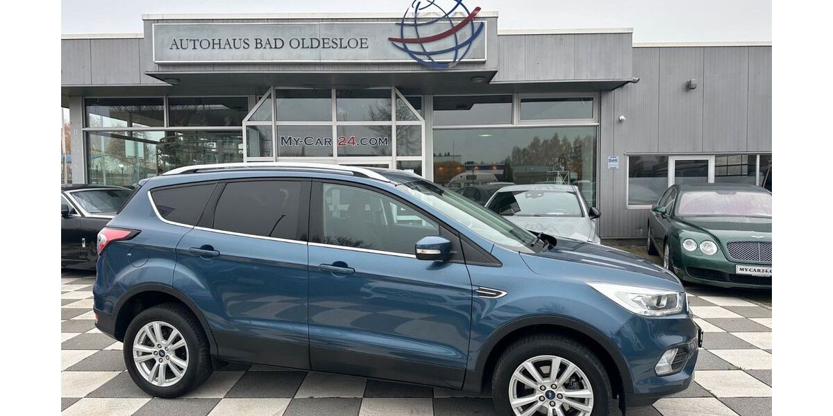 Ford Kuga 54.797 km 17.180 &euro; Bad Oldesloe 23843