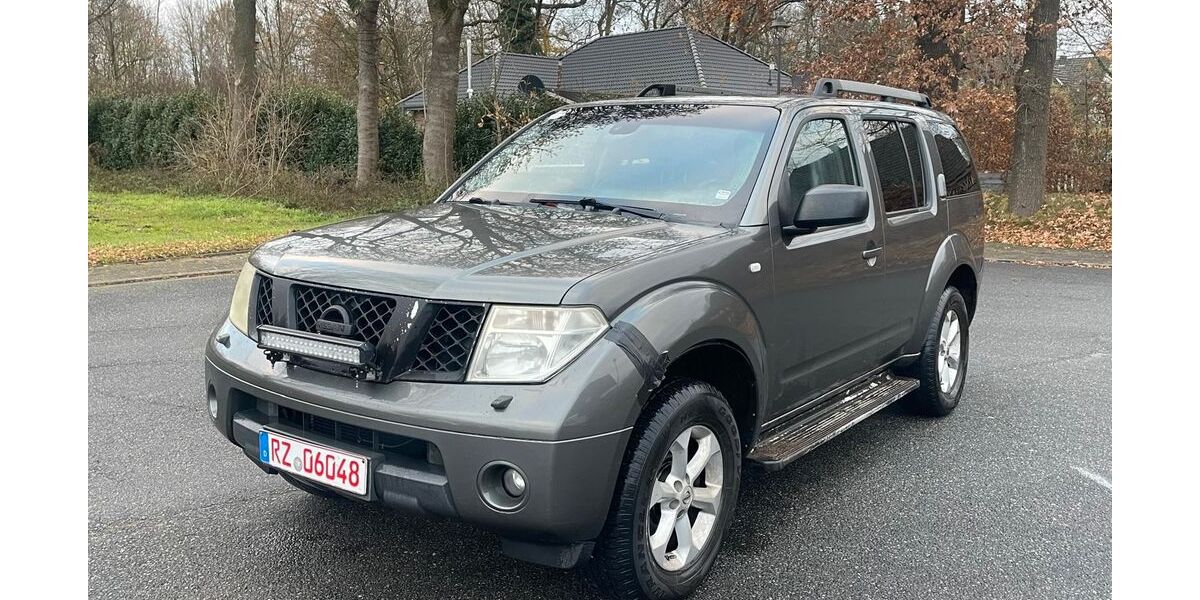 Nissan Pathfinder 340.000 km 3.300 &euro; Kastorf 23847