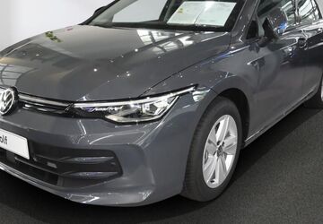 VW Golf 5.000 km 29.990 &euro; Lübeck 23560