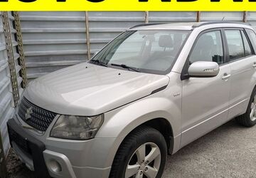 Suzuki Grand Vitara 165.005 km 6.350 &euro; Lübeck 23556