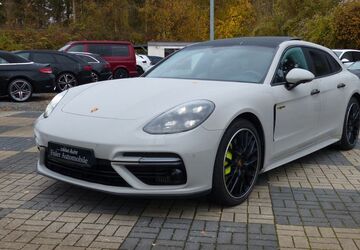 Porsche Panamera 111.334 km 74.989 &euro; Neustadt i.H. 23730