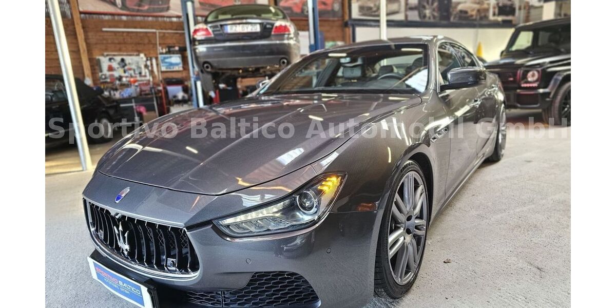 Maserati Ghibli 88.400 km 24.400 &euro; Heilshoop 23619