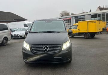 Mercedes-Benz Vito 333.397 km 14.400 &euro; Lübeck 23560