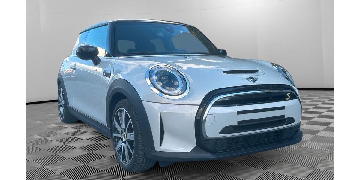 Mini Cooper SE 44.246 km 18.999 &euro; Lübeck 23556